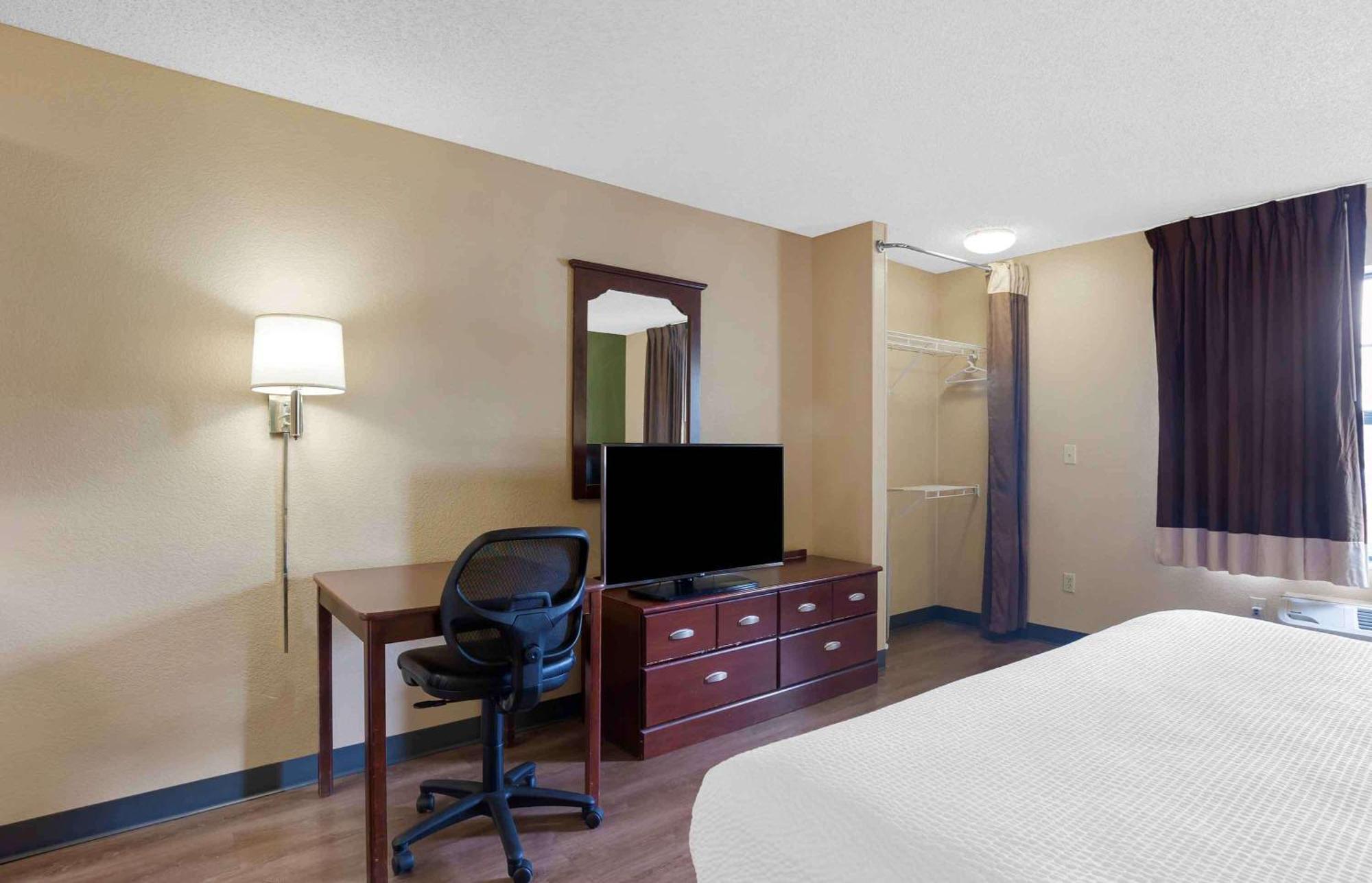 Extended Stay America Suites - Houston - Galleria - Westheimer Екстер'єр фото